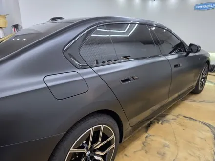 BMW 740i 전체 무광PPF 터미낙스  제트존 크롬죽이기 랩핑까지 7시리즈 제트존에서 깔끔한 시공 / 부천시 소사구 송내동