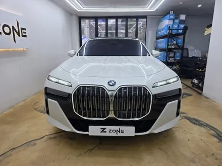 BMW 740i 전체랩핑 pet 고광택 듀오톤 투톤 랩핑 비닐프로그  제트존 그릴랩핑 크롬딜리트  7시리즈 전체랩핑  부천 제트존 / 부천시 소사구 송내동