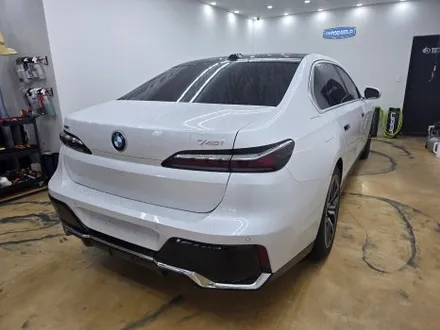 BMW 740i 전체랩핑 pet 고광택 듀오톤 투톤 랩핑 비닐프로그  제트존 그릴랩핑 크롬딜리트  7시리즈 전체랩핑  부천 제트존 / 부천시 소사구 송내동