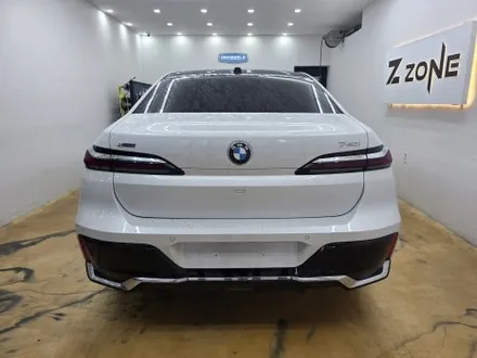BMW 740i 전체랩핑 pet 고광택 듀오톤 투톤 랩핑 비닐프로그  제트존 그릴랩핑 크롬딜리트  7시리즈 전체랩핑  부천 제트존 / 부천시 소사구 송내동
