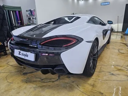 맥라렌 570s 루프스킨 루프랩핑 포인트랩핑 띠랩핑 랩핑전문샵 PPF전문샵 부천 인천 제트존 / 부천시 소사구 송내동