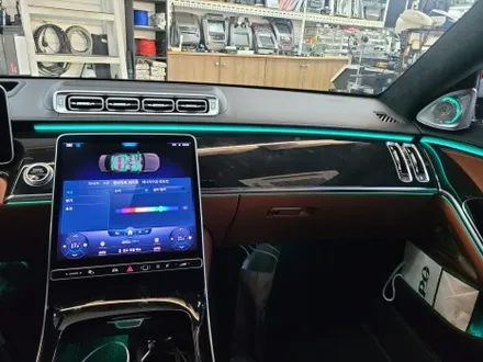 [티엘오토모빌] W223 S580 S클래스 롱바디 액티브 엠비언트 + 4D부메스터 전동 트위터 튜닝