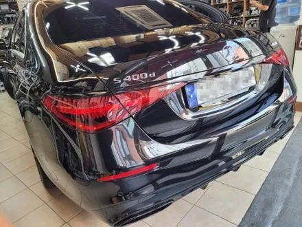 [티엘오토모빌] 23년식 신차 W223 S400d S클래스 숏바디 액티브 엠비언트 + 4D부메스터 전동 트위터 튜닝