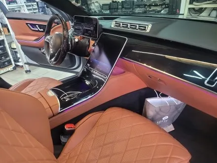 [티엘오토모빌] W223 S580 S클래스 롱바디 액티브 엠비언트 + 4D부메스터 전동 트위터 튜닝