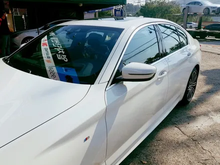 구미 수입차 썬팅도 상모점에서~BMW530i 프리미엄 신차패키지(루마버텍스900+아이나비QXD5000커넥티드pro+포스제로) / 경북 구미