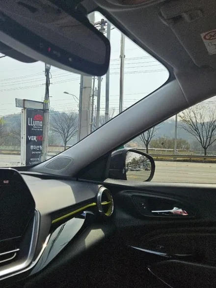 구미썬팅추천 트랙스 크로스오버 루마 버텍스 상모점에서 시공 했어요 / 경북 구미