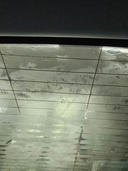 구미레이노썬팅 BMW 앞유리 및 뒷유리 기포썬팅 재시공 / 경북 구미
