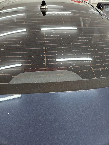 구미레이노썬팅 BMW 앞유리 및 뒷유리 기포썬팅 재시공 / 경북 구미