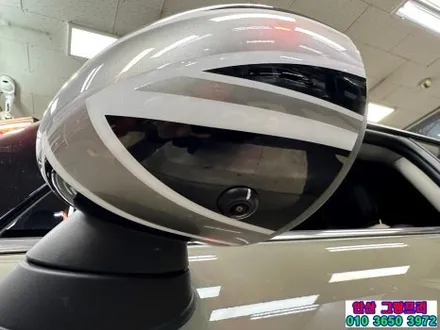 BMW 미니 어라운드뷰 카메라 장착했어요.