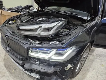 BMW 5시리즈 G30 LCI 신형개조 사고수리) 센터 수리 거부? 레이져라이트로 신형컨버젼!