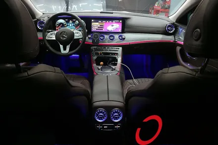 벤츠송풍구엠비언트 CLS450(C257) 21년형 리어송풍구엠비언트 와 리어스플리터 / 전주시 덕진구