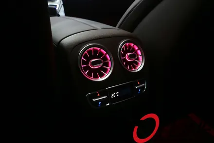 벤츠송풍구엠비언트 CLS450(C257) 21년형 리어송풍구엠비언트 와 리어스플리터 / 전주시 덕진구