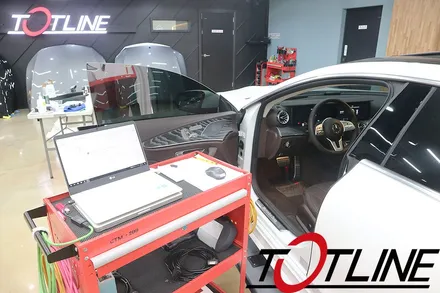 벤츠송풍구엠비언트 CLS450(C257) 21년형 리어송풍구엠비언트 와 리어스플리터 / 전주시 덕진구