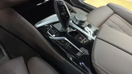 자동차 실내 PPF 시공을 해야 하는 이유? BMW 6GT(G32) 하이그로시 부품 보호를 하기 위해 / 전주시 덕진구