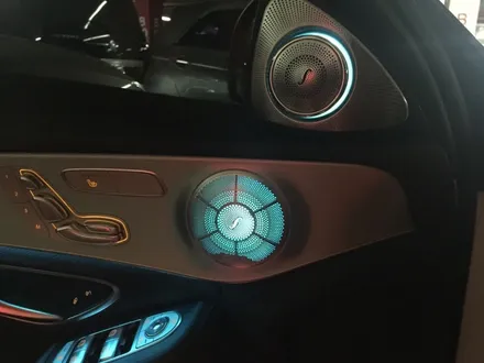벤츠 W205 C 클래스, W213 E클래스, GLC 클래스 송풍구 엠비언트 , 스피커엠비언트 작업  티오티라인 에서도 가능합니다 / 전주시 덕진구