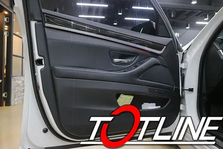 5시리즈(F10) 순정엠비언트 어두웠던 밝기를 엄청난 밝기로 BMW 엠비언트 광량업 / 전주시 덕진구