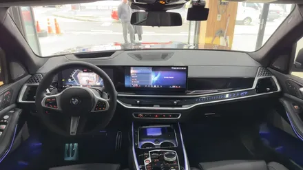 바우어 앤 윌킨스 전주 BMW LCI X7(G07) 40i 회오리 트위터 앰비언트 티오티라인에서 깔끔한 시공 / 전주시 덕진구
