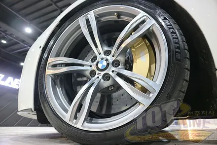 전주 티오티라인 에서 BMW 5시리즈 가변엠비언트 순정형 1:1 교체작업 / 전주시 덕진구