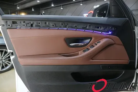 BMW F10 5시리즈 순정엠비언트 광량업 ! 가변엠비언트 BMW코딩으로 여러색상 표현해보자 / 전주시 덕진구