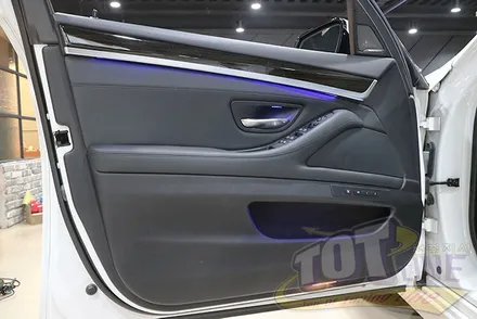 BMW 가변엠비언트 RGB 룩? F10 5시리즈 무드등 전주 티오티라인 에서 RGB 룩으로 시공 / 전주시 덕진구
