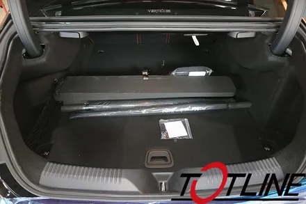 전주에서 보조배터리 벤츠에 가장 장착을 잘하는곳은? 티오티라인 에서 신형CLS400D 아이나비블랙박스와 함께 시공 / 전주시 덕진구