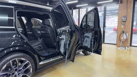 바우어 앤 윌킨스 전주 BMW LCI X7(G07) 40i 회오리 트위터 앰비언트 티오티라인에서 깔끔한 시공 / 전주시 덕진구