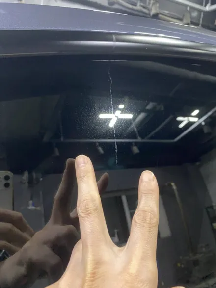 [김포 장기동 디테일링샵] 테슬라 모델Y 지하주차장 낙수 석회물 배상책임보험 사고수리 광택 유리막코팅 / 경기 김포
