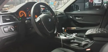 목천엠비언트,BMW320D,RGB광섬유엠비언트,천안,아산,평택,청주,대전,세종,자동차튜닝,엠비언트무드등,튜닝,천안파이버테리어,실내무드등 / 천안 서북구