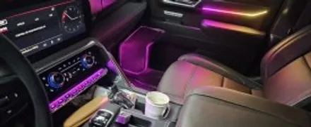 GMC 시에라 드날리 차량의 실내에는 에이비클 엠비언트라이트가 책임집니다! / 천안 서북구