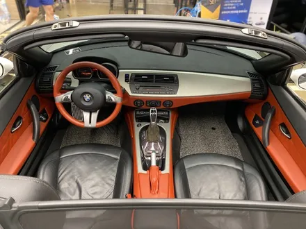 [BMW Z4 로드스터] 인천 자동차인테리어/실내튜닝/실내커스텀/실내트림도색/실내도색/핸들도색/핸들튜닝/에어백도색/핸들커스텀, 완벽한 레드컬러로 톡톡튀는 인테리어로 재탄생~ / 인천 서구, 부평, 부천