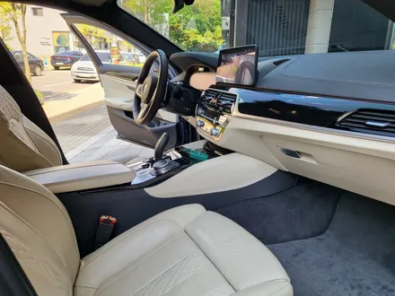 [BMW 530d G30] 인천 실내커스텀 시공, 베이지컬러 인테리어 변화로 가죽시트부터 실내트림 포인트 변화주기 / 인천 서구, 부평, 부천