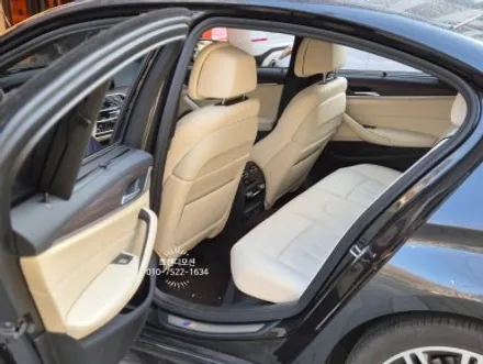 BMW 5시리즈 베이지 가죽 시트와 핸들교체, 커스텀도색까지! / 인천 서구 가정동