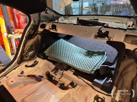 벤츠 CLA 250 전좌석 레드 색상의 컬러안전벨트 / 인천 서구 가정동