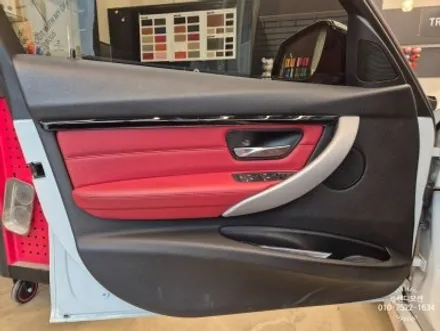 BMW 3시리즈 실내커스텀 가죽/벨트/염색 한 번에 / 인천 서구 가정동