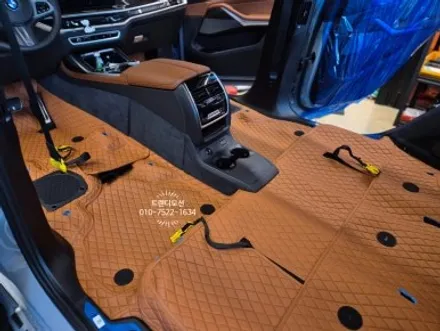 BMW X7 실내 바닥매트, 자동차 인테리어 모빌하임으로! / 인천 서구 가정동