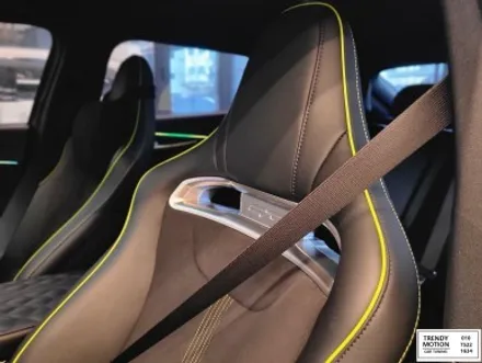 기아 EV6 gt 네온 색상의 컬러안전벨트 시공으로 인테리어 포인트 / 인천 서구, 부평, 부천