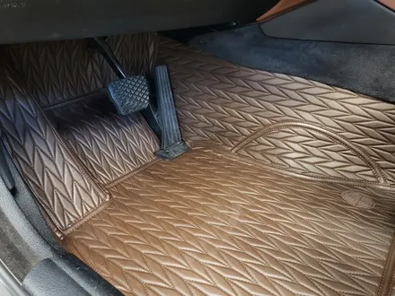 [BMW 5시리즈] 인천 자동차 바닥 매트 추천, 모빌하임엠보싱 카매트 모노륨 맞춤시공하기! / 인천 서구, 부평, 부천
