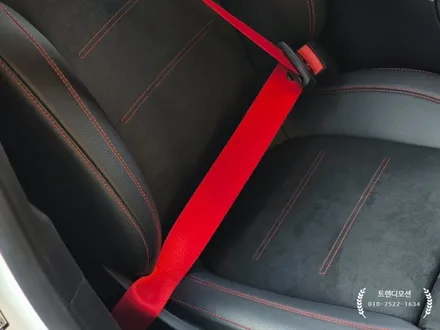 벤츠 CLA 250 전좌석 레드 색상의 컬러안전벨트 / 인천 서구 가정동