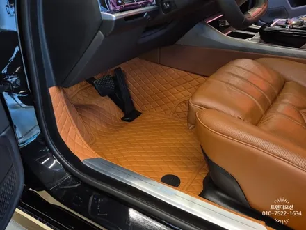 BMW 7시리즈, 엠보싱 컬러 방수 바닥매트 장판 모빌하임 시공 / 인천 서구 가정동