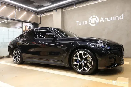 BMW i4 실내 분위기를 바꾸는 확실한 변화 크리스탈기어봉 엠비언트 시공 / 성남,분당,판교