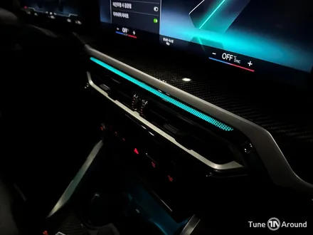 BMW i4 엠비언트라이트 송풍구상단 대시보드 실내 무드등 조명 / 성남,분당,판교
