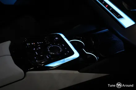 BMW G60 520i 엠비언트라이트 시공 순정연동 독서등 기어패널 / 성남,분당,판교