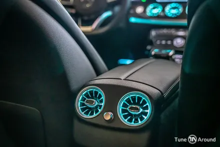 벤츠E클래스 송풍구엠비언트 교체 작업 W213 E300 / 성남,분당,판교
