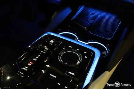 BMW G60 520i 엠비언트라이트 시공 순정연동 독서등 기어패널 / 성남,분당,판교