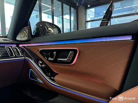 벤츠 S500 엠비언트라이트 피아노트림 4D부메스터 2열도어까지 / 성남,분당,판교