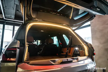 BMW X7 LCI 회오리스피커 엠비언트 풀세트 트렁크 식빵등 시공 / 성남,분당,판교