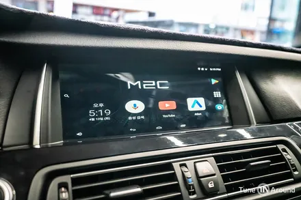 BMW F10 5시리즈 비노출 아크릴엠비언트 시공 M2C 카블릿 안드로이드 / 성남,분당,판교