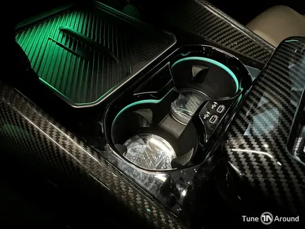 BMW G60 520i 크리스탈 4종세트 회오리 도어 컵홀더 엠비언트 / 성남,분당,판교