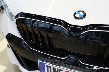 BMW 신형 5시리즈 G60 520i 블랙그릴 교체 리어스포일러 부착 / 성남,분당,판교