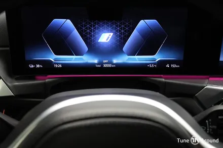 BMW i4 실내 분위기를 바꾸는 확실한 변화 크리스탈기어봉 엠비언트 시공 / 성남,분당,판교